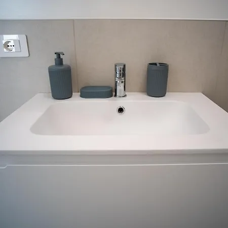 14 Nevoso Palace Appartement Milaan