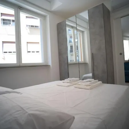 14 Nevoso Palace Milano